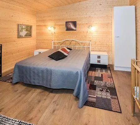 Maentymaeki Apartment