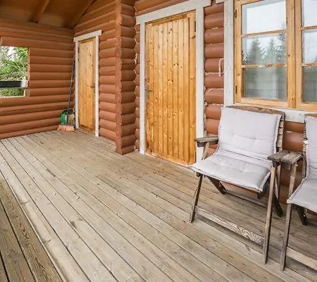 Maentymaeki Apartman