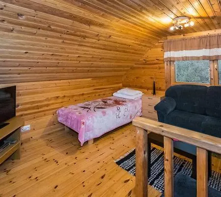 Maentymaeki Apartment *